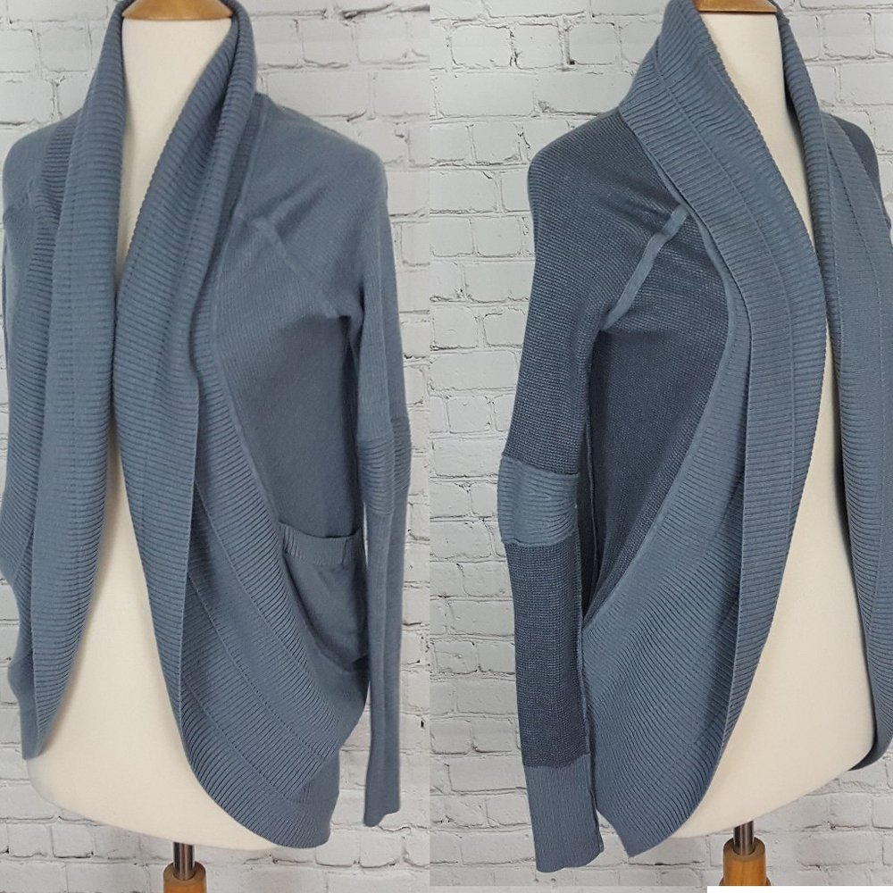 Lululemon Transformation Wrap Fossil Gray sz 2